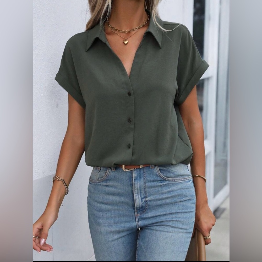 Army Green Batwing Sleeve Button Shirt - Size Medium - Womens